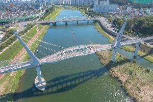 양산천 구름다리