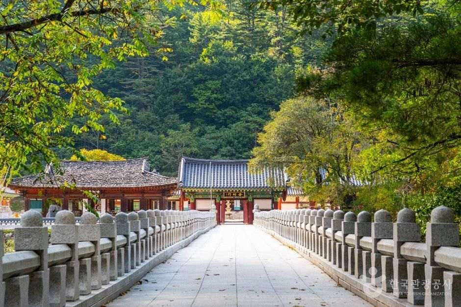 백담사