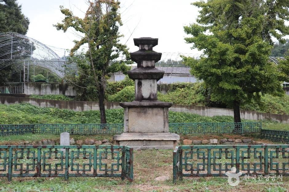 신창리삼층석탑