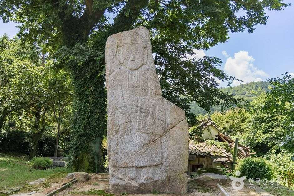 영암 학계리석불입상
