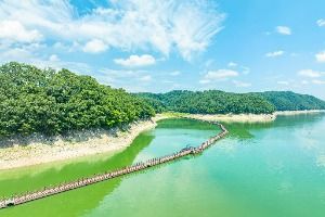 安東湖