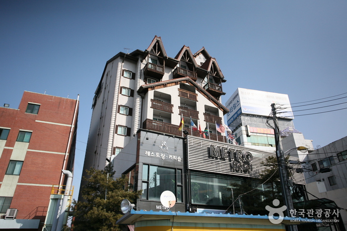 천안메트로관광호텔 