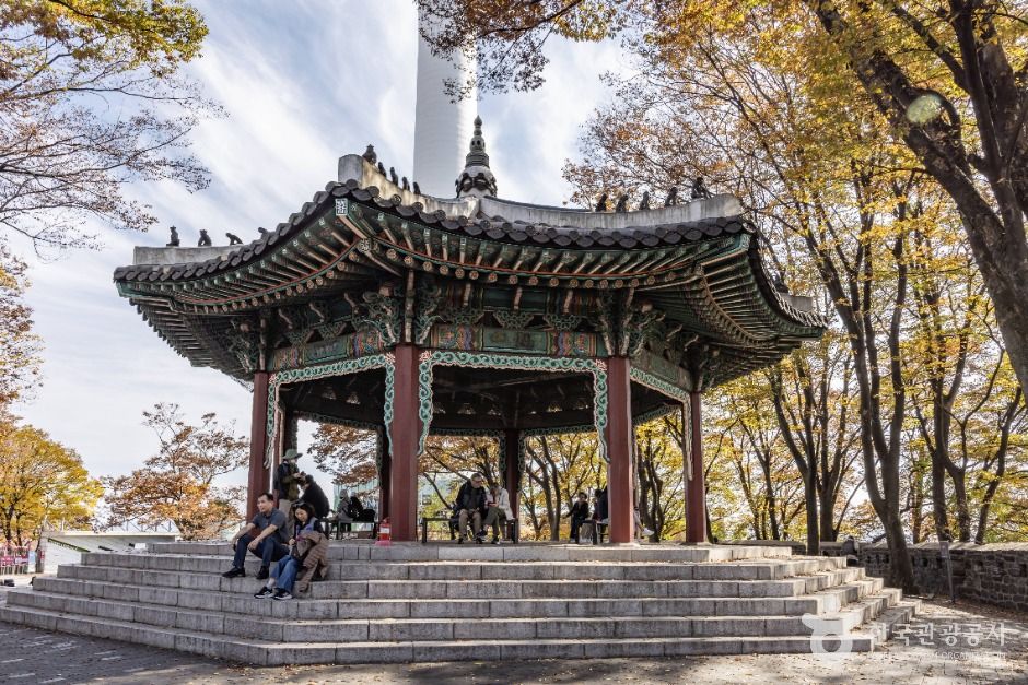 Pavillon Palgakjeong