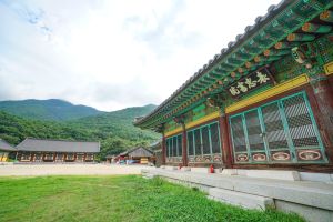 표충서원