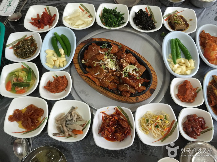 돌실숯불회관