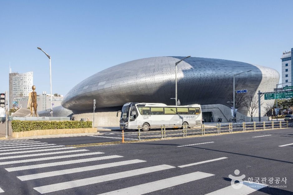 동대문디자인플라자(DDP)