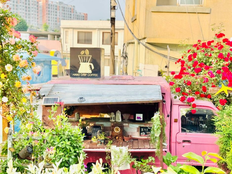 카페 공간153