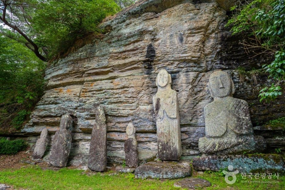 운주사 층상응회암 (무등산권 국가지질공원)