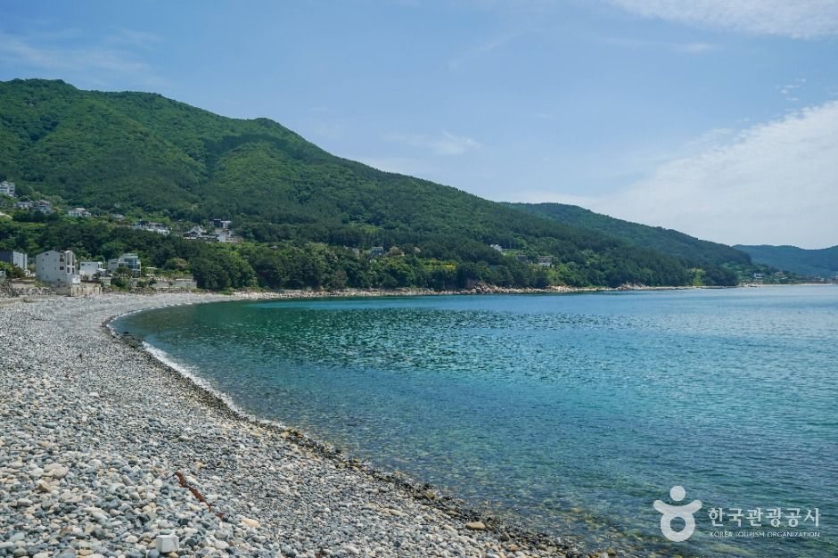 망치몽돌해수욕장