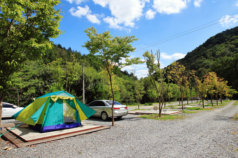 덕동산마루오토캠핑장