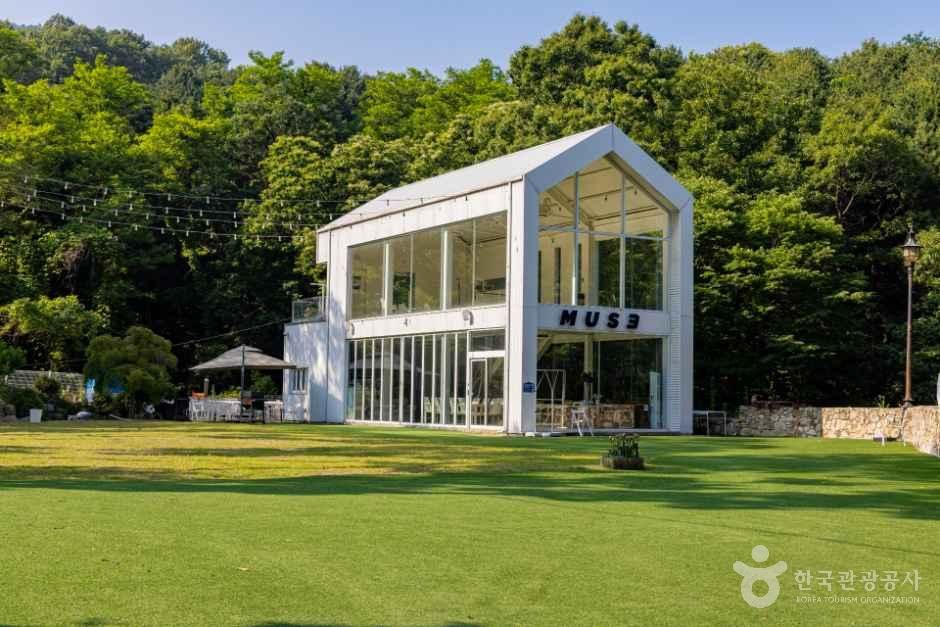 뮤즈캠핑장