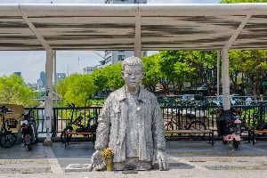 전태일동상