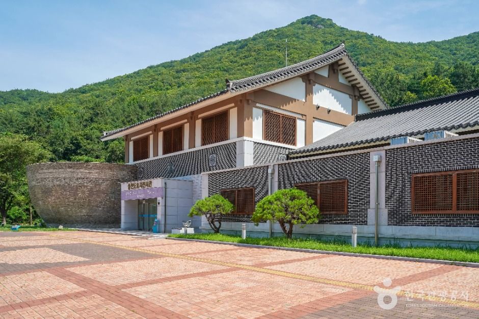 웅천 도요지 전시관