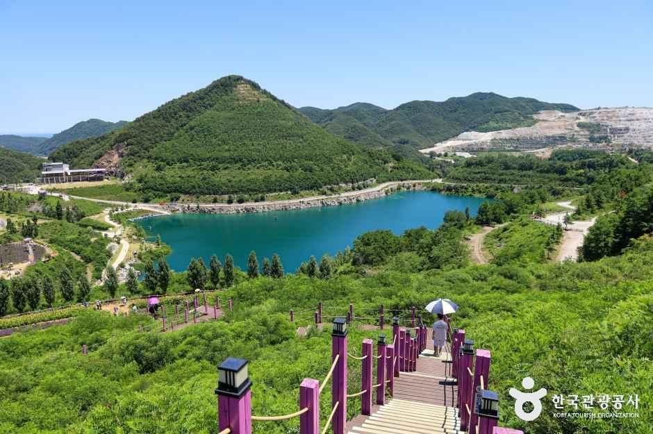 무릉별유천지