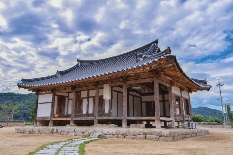 화수헌