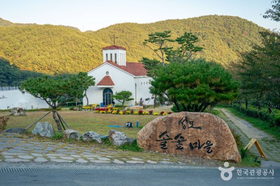 聖母ソルスプ村