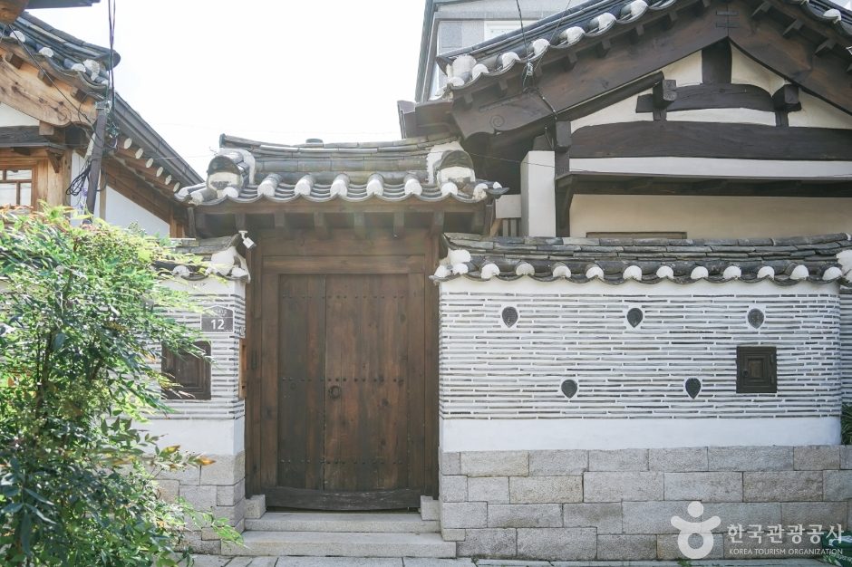 Hanok Essay Seochon