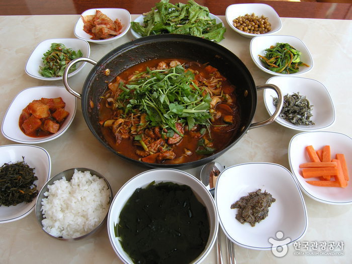 마량포구칠구지횟집