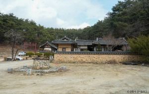 원주변씨 간재종택 및 간재정