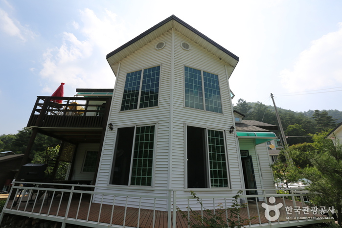 엄둔가자화이트펜션